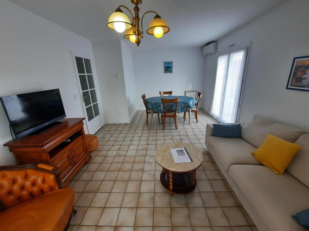 Duplex T3 Avec Terrasses Et Parking, Proche Plages Et Commerces A Anglet - Fr-1-239-859 Bagian luar foto